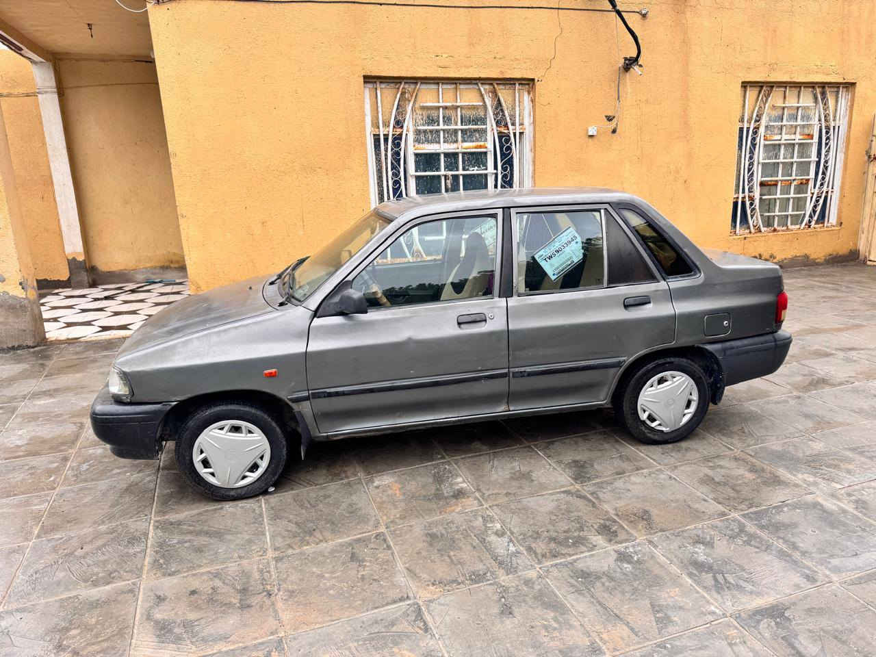 سلام عليكم  موديل 2012 
كفاله عامه من كلشي 
من محرك وكير وتايرات 
حداديه كهربايات 
تبريد شواصي رقم قادسيه 
الديوانية مكان سياره 
سعر ب33سياره حلوه
***********
