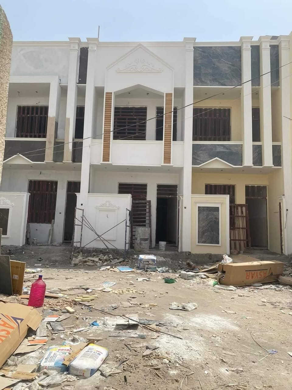 سلام عليكم عمل ديكورات تغليف فوم تطبيك بورسلين بشته طلس صبغ شغل درجه اوله ***********
