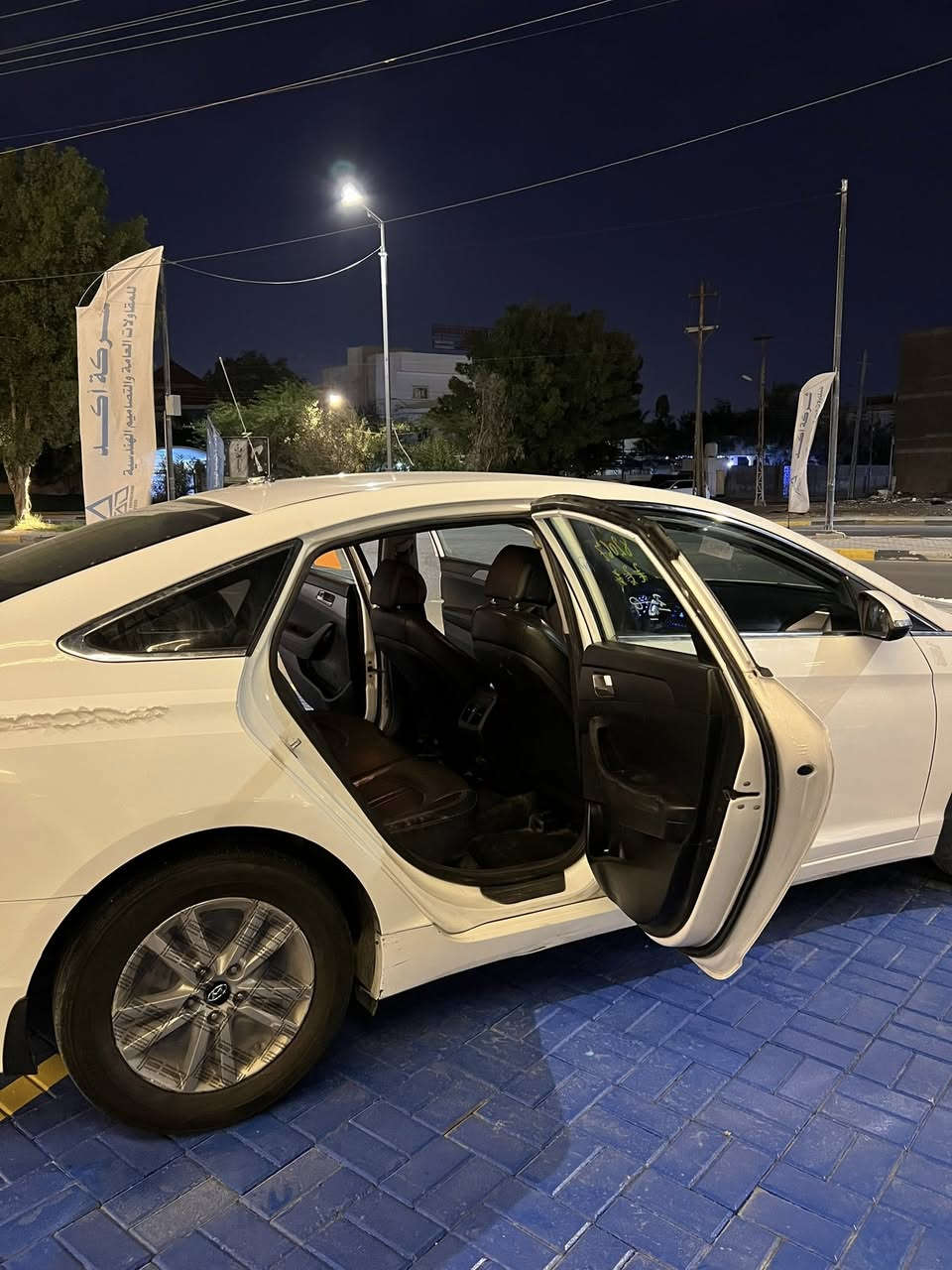 اسلام عليكم سوناته 2018اصل  السياره زيرو السياره كص جنطه بس (غاز) السياره كفاله من الزلغ السياره تبريد حداده تايرات السياره ربع ما اذب عليه السياره فول نقطه عمياء حساسات  لدات الموقع ( البصره ***********)📍
