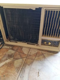 مكيف للبيع  07873505465 السعر 185 قفل  الوجه مالته موجود. تجي تشغله وت...