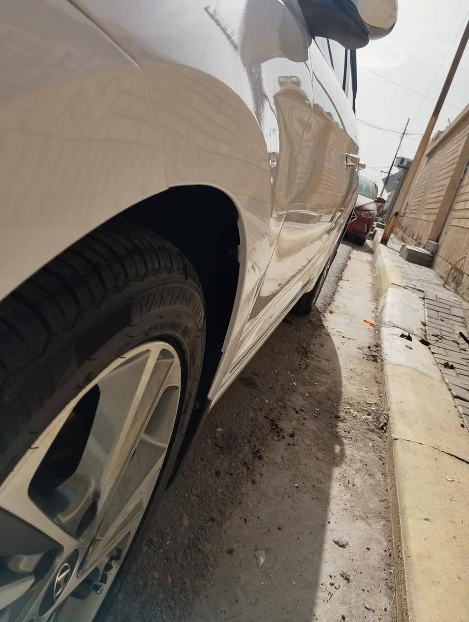السلام عليكم
النتره 2019 سوبر خليجي مكفولة كفالة عامه  محرك 2000 دوش ماشيه 127  فول مواصفات ما عده البصمه 

المواصفات 

فتحه 

امرايات شفط 

حساسات 

5 ويل كب 

كامره امامي وخلفي 

شاشه ابلاديه 

رقم السياره بغداد تحويل ثاني يوم 
 السياره حلوه وجديدة بمعنه الكلمه وما ناقصه شي دوشمه كامله 

السعر 163 وبيه مجال بسيط مكان السياره الرمادي التاميم 

الرقم ***********  واتساب
