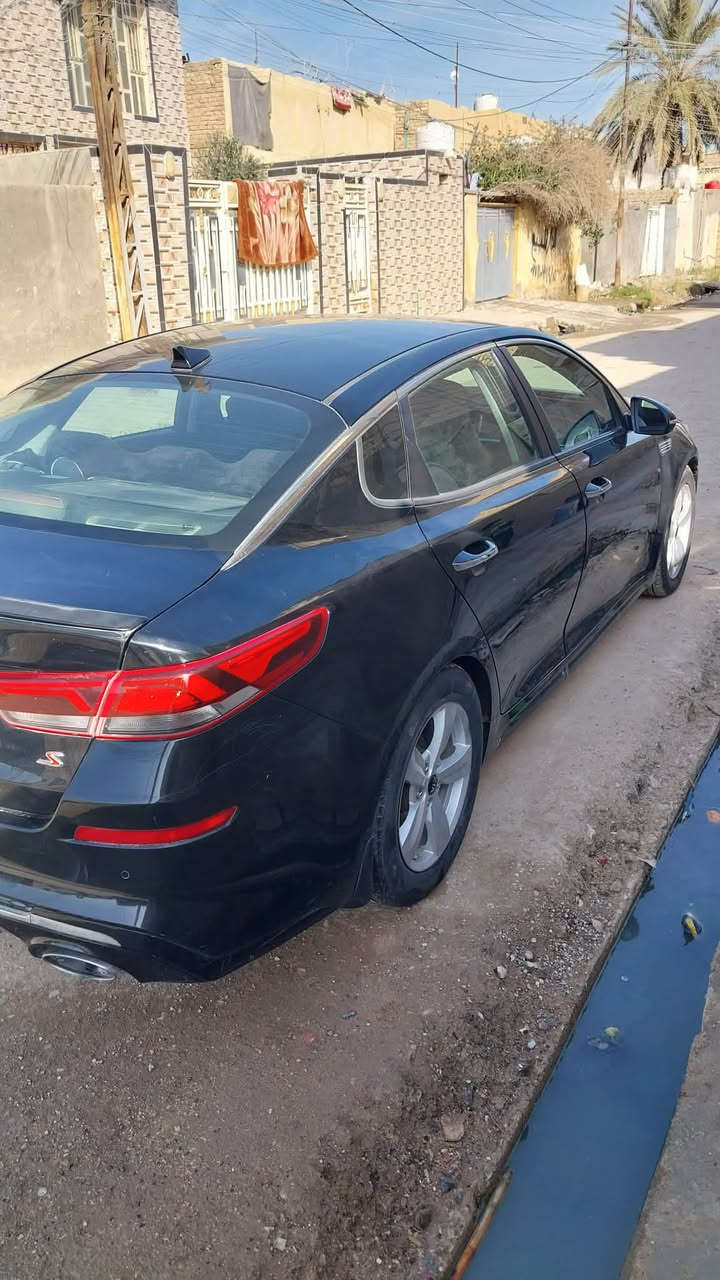 السلام عليكم
كيا اوبتما S
موديل 2019 جاهر من جميع النواحي 

كير مكينه حداديه تخم تاير تبريد 

فول مواصفات قماره حديد 

رقم واسط الجديد تحويل مباشر

كشنات جلد 

رادار امامي جانبي 

تحديد مسار 

نقطه عمياء 

بصمه تشغل وابواب 

دخول ذكي 

شاشه كبيره 

فول تحكمات 

تبريد منفصل مناخي 

لد امامي خلفي 

وبعد بيه هواي مواصفات 

حادث جاملغ وبنيد وصوره الحادث داخل المنشور 

مكان السياره ذي قار الرفاعي  السعر 135 وبيه مجال جدا بسيط 

مكلف بالنشر رقم صاحب السياره ‭0783 019 9400‬
