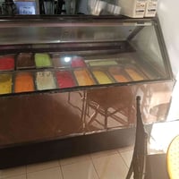 ثلاجة • للبيع