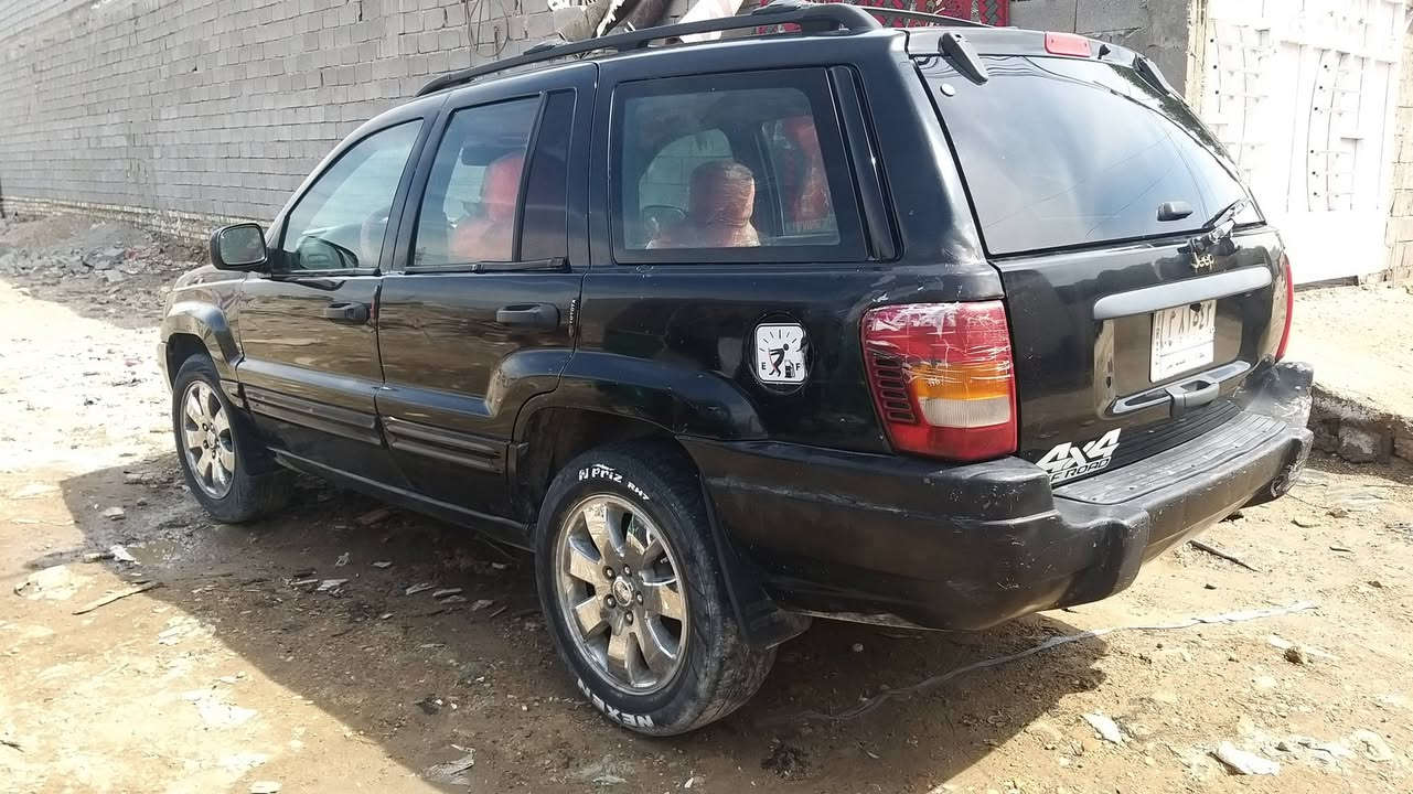 جيب شيروكي موديل ٢٠٠٠ بغداد محور ففتي ٣٠٠٠ بغداد حي اور ***********
