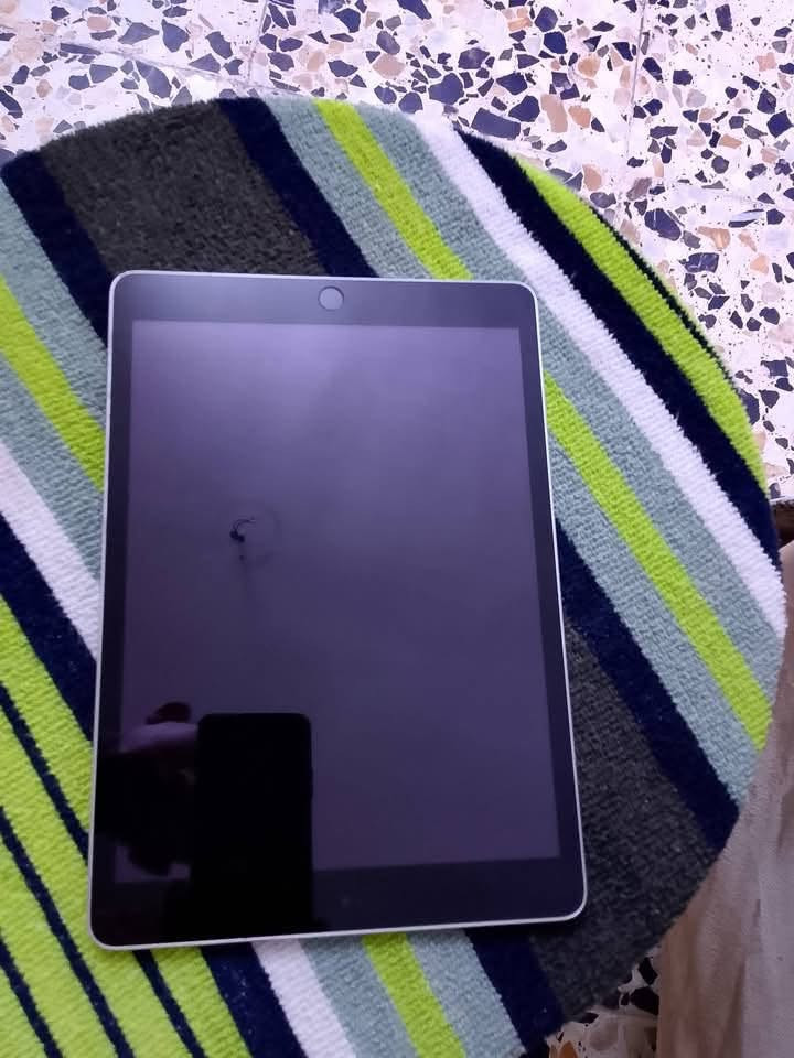سلام عليكم ايباد 9 الايباد نضافه 100/100 سلفر لونه بي فقط طخه بلحافه مال كلاسه كلش صغيره ذاكره 64 بطاريه 91 نموذجM الايباد كامل ملحقاته حتى لزكات ابل موجودات بعدهن بلكارتونه سعره 235 وبي مجال بسيط مكاني بغداد البياع او مراوس ب ايفون 11 برو ماكس


**إذا كنت صاحب هذا الإعلان وتريد حذفه لأي سبب، رجاءا أرسل رسالة إلى الدعم الفني**