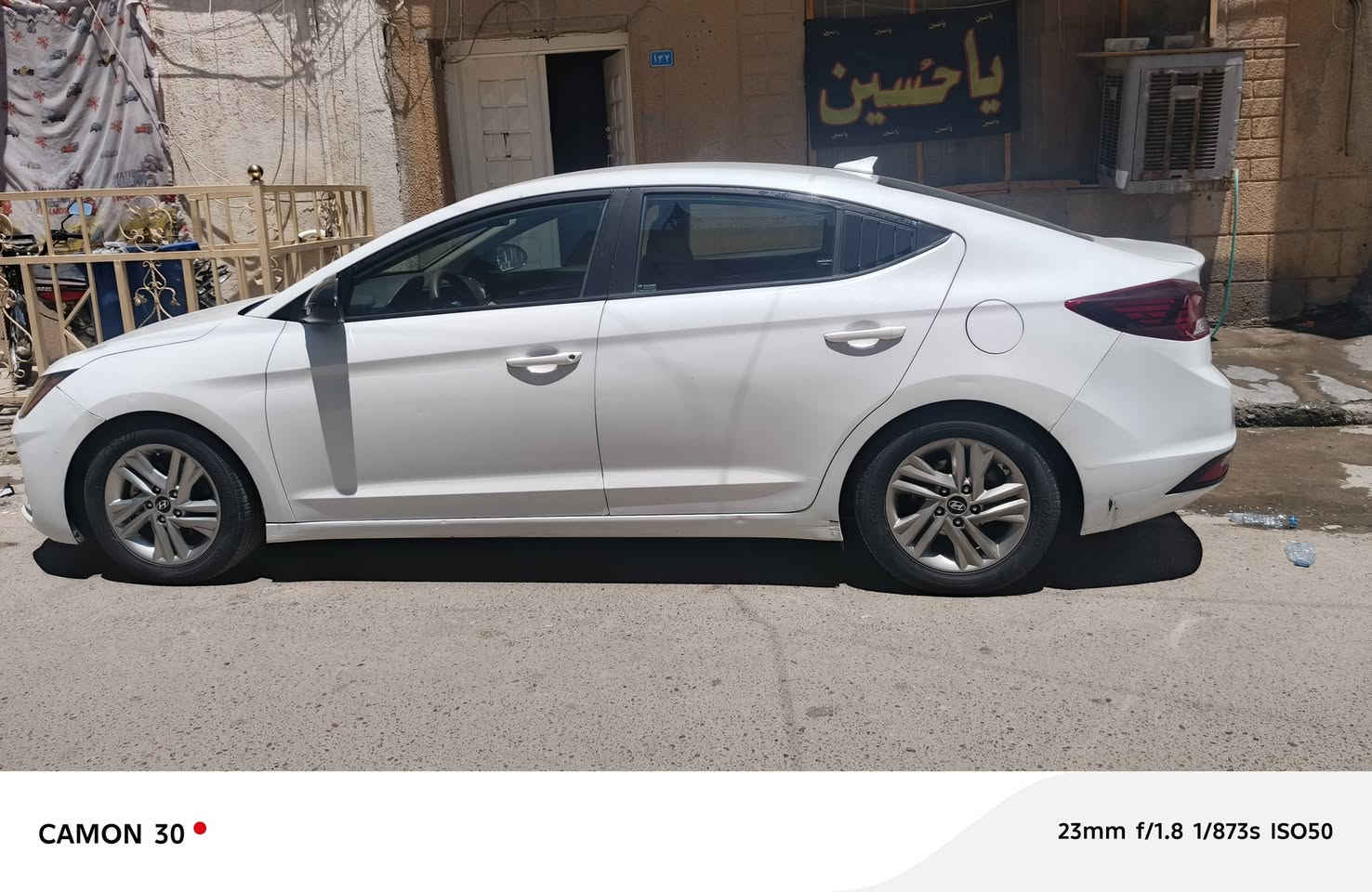 السلام عليكم النترا وارد أمريكي 2019 محرك 2000 دوش كير مكينه ضمان حادثها من أمريكا فقط قبغ جنطه السعر خاص 
مكاني بغداد رحمانيه الجعيفر قرب تانكي الماء
***********
***********
