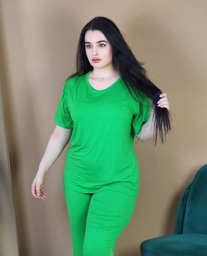 #اجمل الموديلات الصيفية 

تراك +برمودا +شلحه

(للحجز واتساب *********** )
