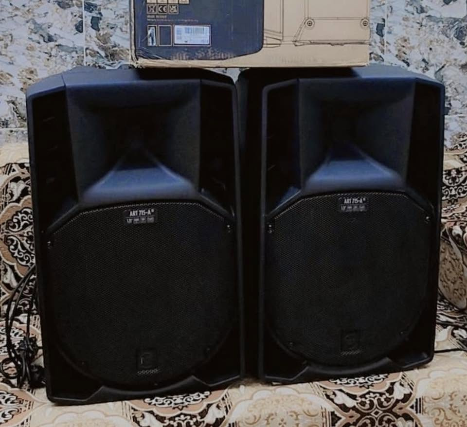 زوج سمعات كهربائي للبيع RCF 715 اكتب تم واني بل خدمه وتساب***********
