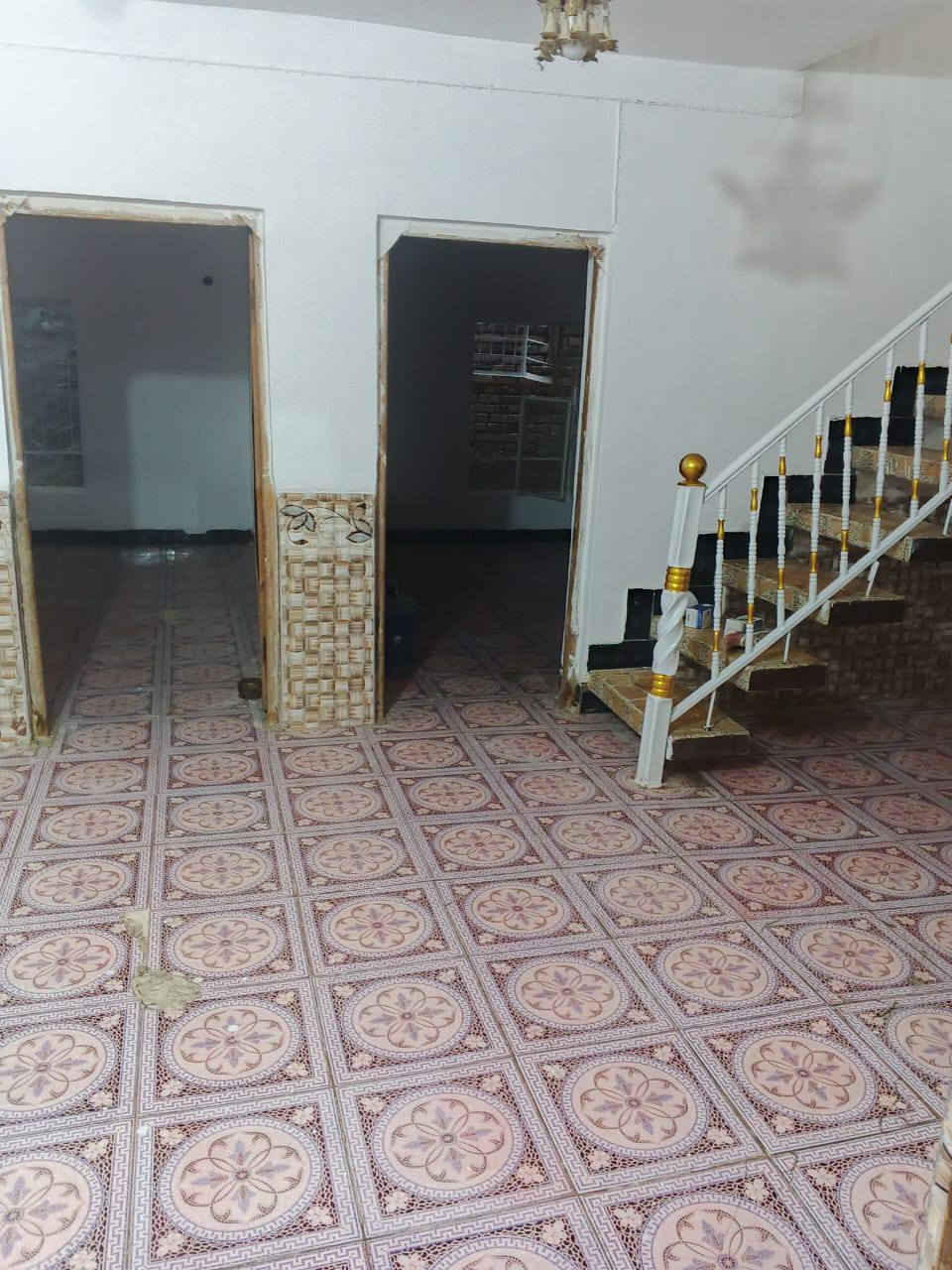 بيت للبيع طابو صرف المساحة 200متر 
السلام عليكم يعلن مكتب عقارات جاسم البارون
               بأدارة اخوكم جاسم البارون 
             ~~~~~~~~~~~~~~~
⭕️بيت للبيع طابو صرف المساحة 200متر 
⭕️الموقع /حله بابل [[ شارع 80حهة النجف خلف مول بابل
⭕️البيت بناء نظيف ومكان مميز وشارع 10متر 
⭕️ المساحة(200)مترالواجه (10✖️النزال20)متر
⭕البيت طابق واحد وحديق صغيره وغرفتين نوم 
⭕️البيت قريب على شارع 80او مول بابل 
السعر///// //البيت  اتصال أو مراسلة الصفحه
ليحب يراجع المكتب عقارات جاسم البارون 
             /~~~~~~~~~~~~~~~~~/
استفسار المكتب ///***********
واتساب المكتب ///***********
جاسم البارون ///***********
جاسم البارون للتصوير وترويج كافة العقارات حلة, بابل
