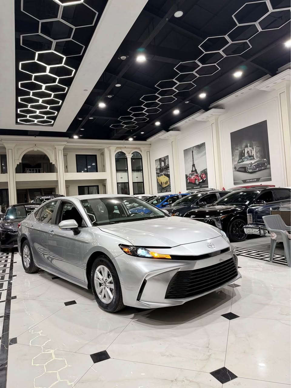 تويوتا كامري شكل جديد وارد امريكي موديل 2025 محرك 2.5 بانزين وهايبريد مواصفات LE شاشه جبيره كاميره خلفي شاشه امامي الكتروني بصمه بريك بصمه موبايل📱وايليس تبريد خلفي اشاير مريات رادار جانبيات رادار امامي لايت زينون ويل كروم تحكم استيرن تحديد سرعه بعد هوايه مواصفات بيها سياره مكفوله من اي نواقص كله بشرط ضرر فقط بابين بجم خلف كبس حتا دعاميات بشرط بلادي بدون تعديل بدون شخوط بدون بقسات كله بشرط ارباك فقط برده طاك الباقي كله بشرط سياره ماشي ١٠٠٠ الف مكان سياره إربيل شريكه ابو ظبي كارس سعر. 217$🔥😳 سياره بدون رقم تترقم شمالي 

*********** وتساب 
*********** و أربيل, العراق
