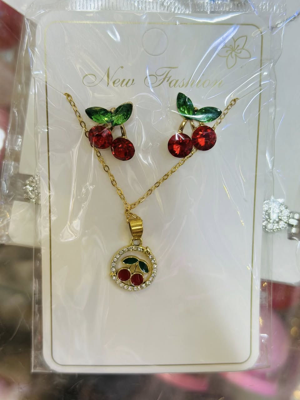 السلام عليكم 
متابعين مجمع النجمة 
حياكم الله رمضان كريم  
اليوم سوينالكم   عروض على الذهب البرازيلي  ٥٠  ٪؜  العرض مده أسبوع واحد 

العنوان ديوانية شارع الوكفة مجاور حواء ستايل مقابل احمد الفريجي
***********
