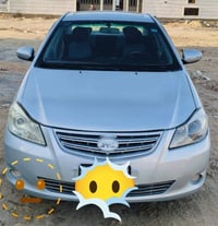 بي واي دي 2013 لون فيلي كير عادي كفالة  كير و مكينة 07780735211