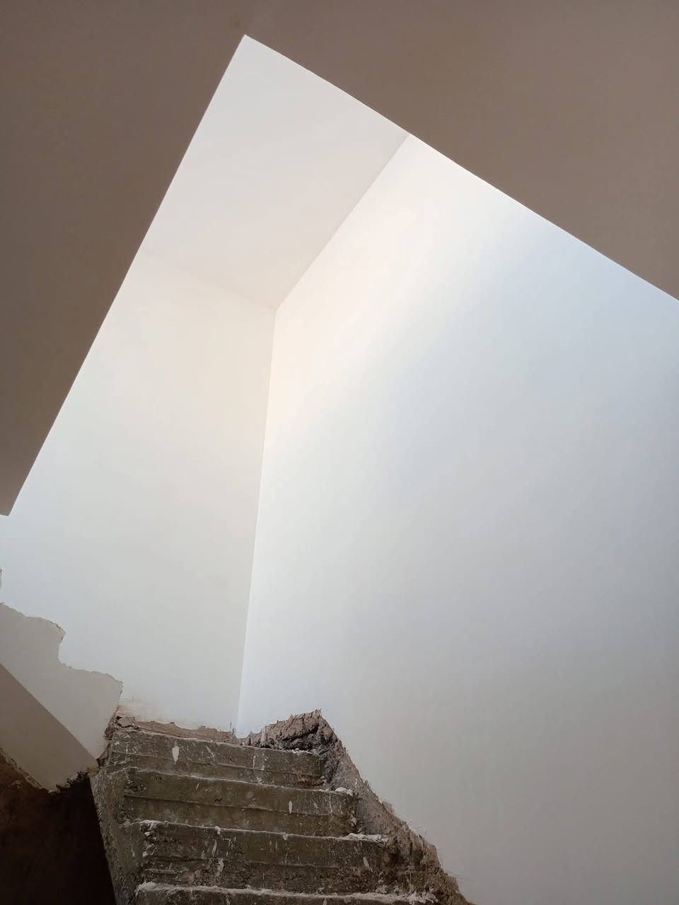 كادر خلف رمادي شقل درجه وله تسليم مهندس عمل في بغداد فقط. *********** متفرق حلين
