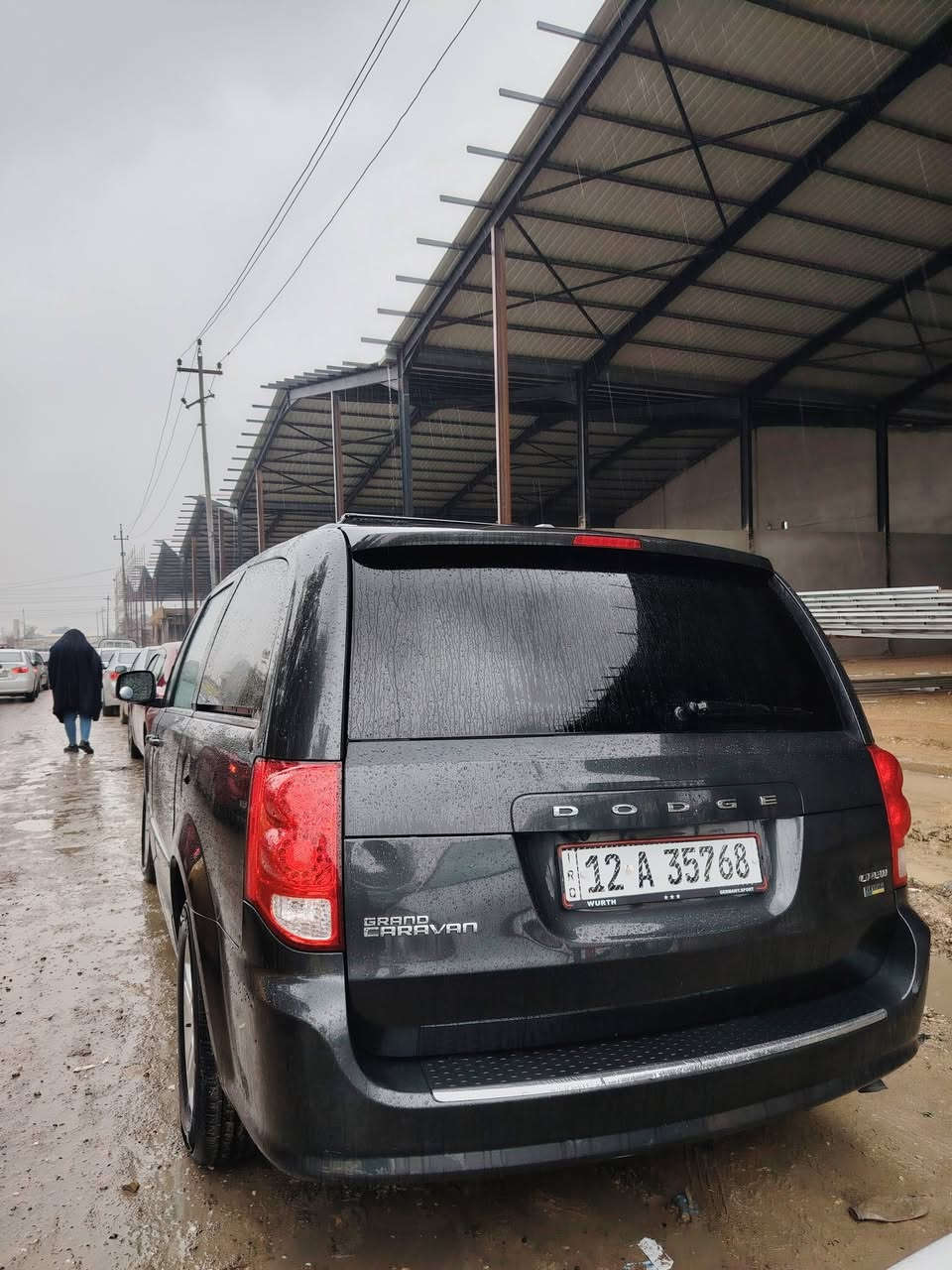 للبيع دوج كرفان كلين بدون ضرر تفصيل تصال عل رقم  0770 547 6277
