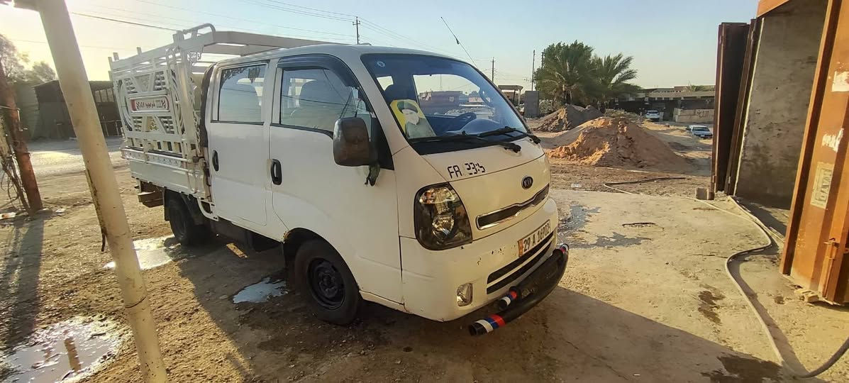بنگو 2013 دبل غماره 
مكينه 2700 
رقم واسط 
سنويه يسمي تحويل مباشر
ماشيه 160الف 
السعر 120 ورقه 
مكان السياره بغداد 
رقم الهاتف: ***********
                 ***********
