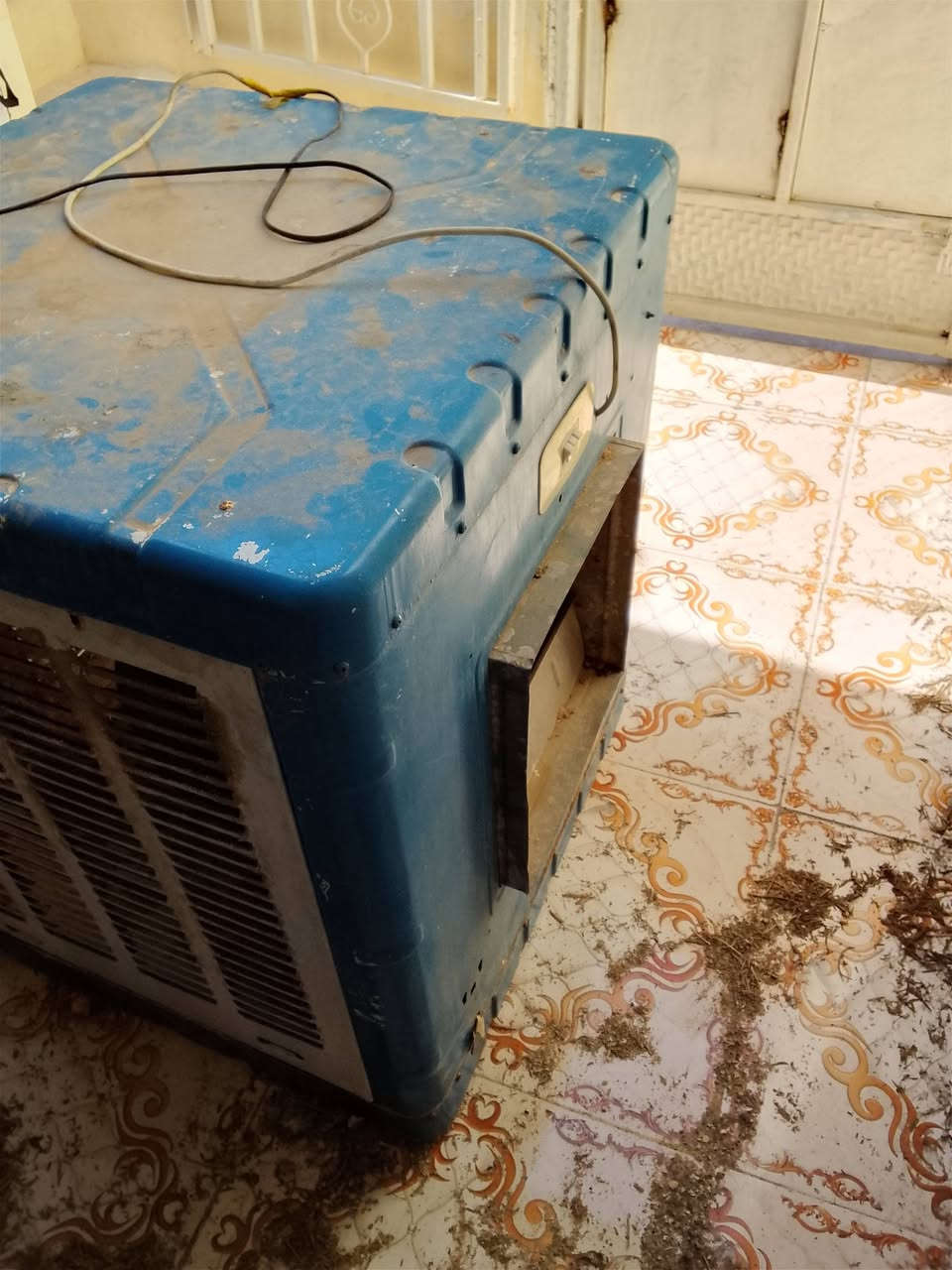 السلام عليكم عندي هاي المبرده تشتغل بس ما بيها واتر بم اريد اروس ويا مبردة انطي فرق


**إذا كنت صاحب هذا الإعلان وتريد حذفه لأي سبب، رجاءا أرسل رسالة إلى الدعم الفني**
