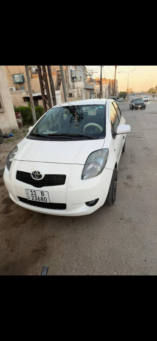تيوتا يارس ياباني صبغ حزام اثر شخوط بدون ضربة سيارة نظيفة وجاهزة موديل 2006 رقم بغداد بأسمي سعرها 70ورقة وبيها مجال  ***********
