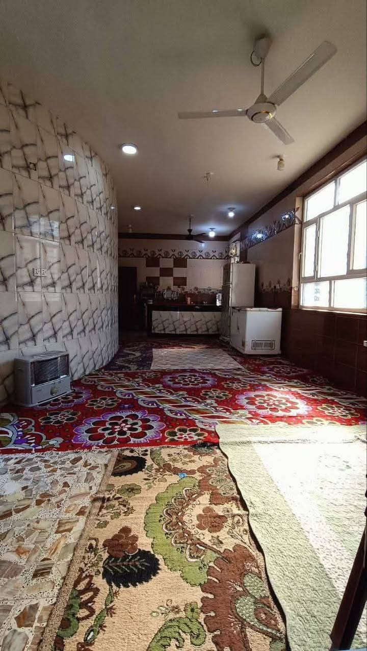 يا الله  السلام عليكم قطعة أرض للبيع المساحه دونم  ونصف سند٢٥ مشيد عليها ثلاث دور سكنيه حديثه🏘️🏘️ تحويل بأسم المشتري مباشر  وجه طريق أبو الجاسم ع. للاستفسار أكثر الاتصال  
أو مراجعة مكتبنا  الموقع حصن جعفرحي المشتل
👈*********** متوفر إتصال واتساب
