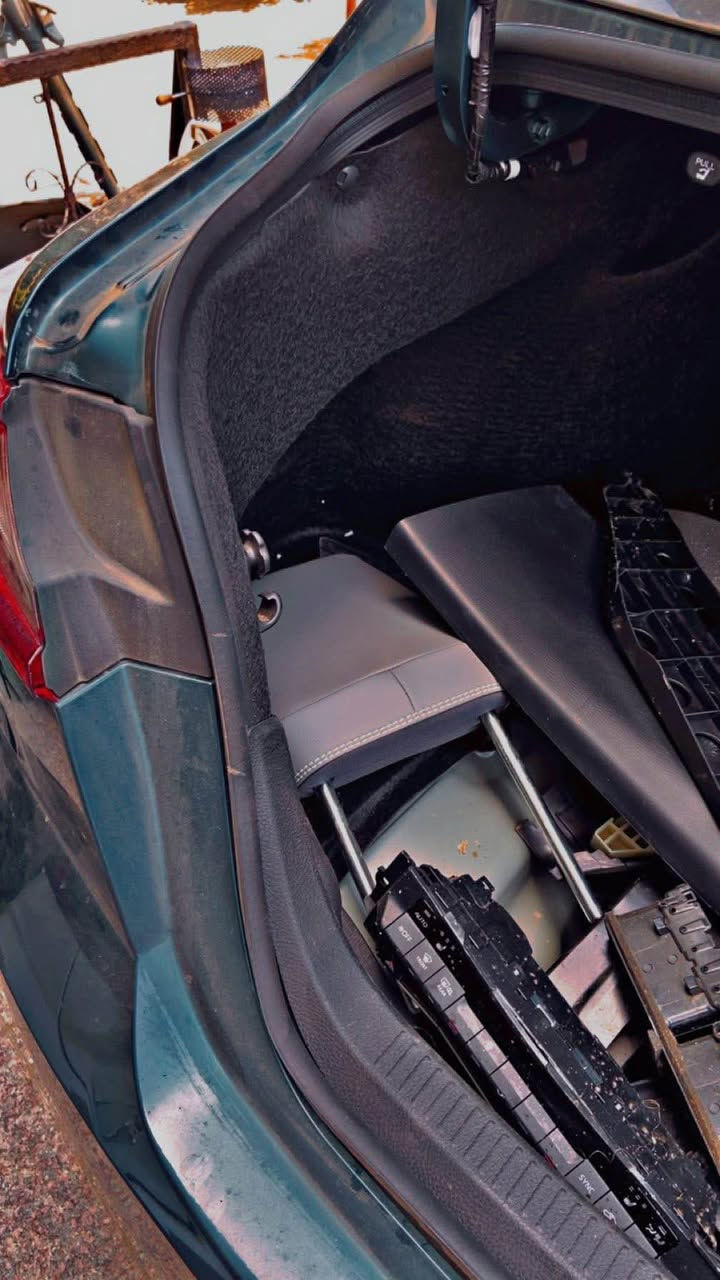 للبيع ادوات     كامري 2025
اصلي فقط 

محرك 
بطاريات 🔋 
كير 
مشط 
حداديه 

كلشي متوافر 

***********

يوجد توصيل 🚚 بغداد او محافظات بغداد, العراق
