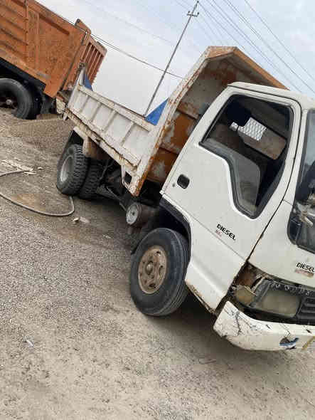 سلام عليكم كنتر قلاب موديل 2007 
رقم كربلاء تحويل مباشر 45 ورقه بي مجال قليل للستفسار ***********
