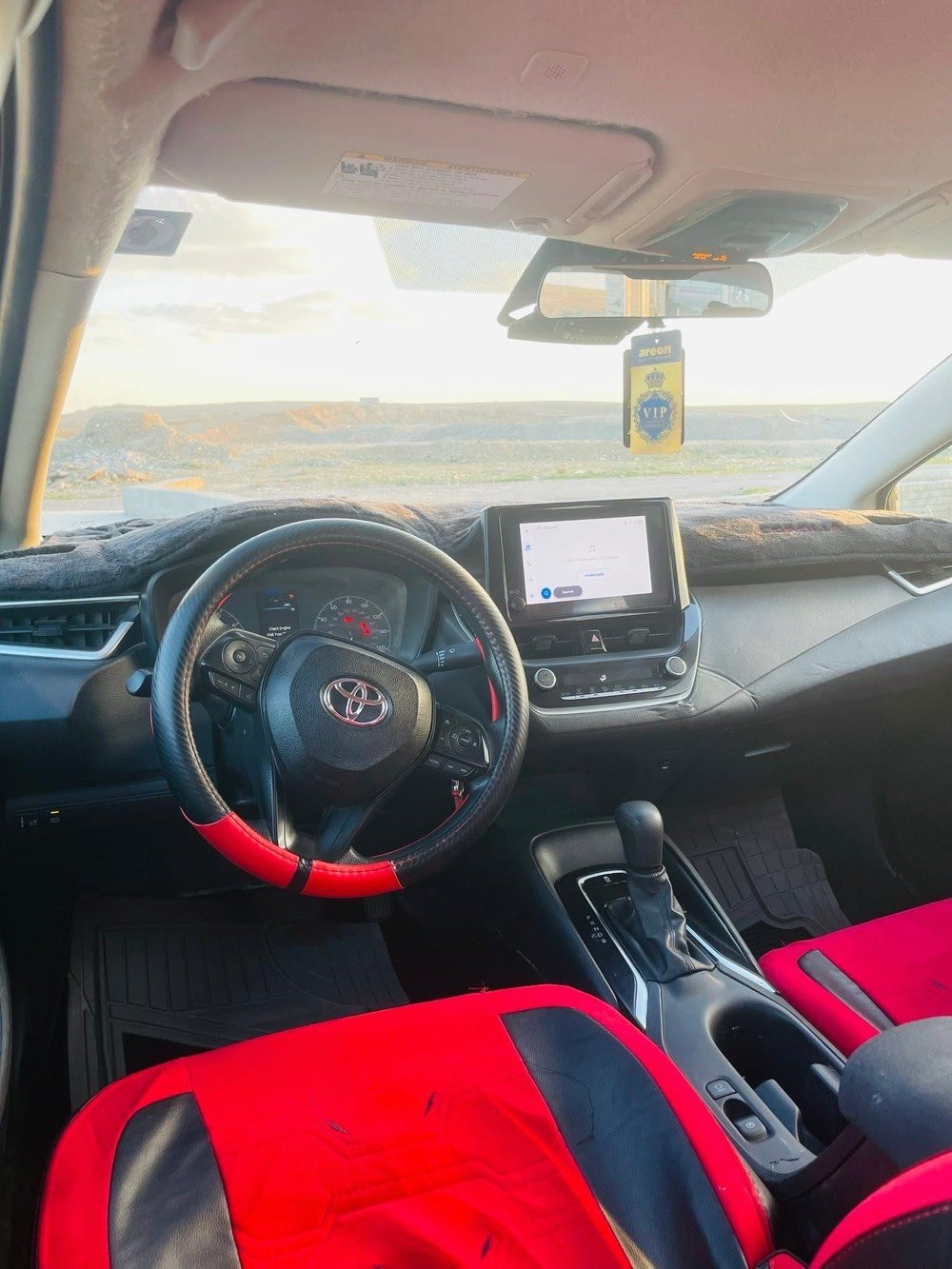 🚗 للبيع: تويوتا كورولا موديل 2024 وارد أمريكي – فئة LE

السونار موجود بالصور 

محرك ٢٠٠٠cc 

محرك قوي وصرف بانزين عادي 

ماشيه70.000كيلو متر قابل للزياده 

صدر نضيف 

تايرات جدد 

محرك وگير شرط 

مواصفات LE معروفه 

شاشة ابل كار بلاي &أندرويد اوتو 

السعر 105$ 

للاستفسار اكثر ***********

العنوان الشرقاط اسديره وسطى 📍

(ملاحظة اقساط مابيع مابيع اقساط )