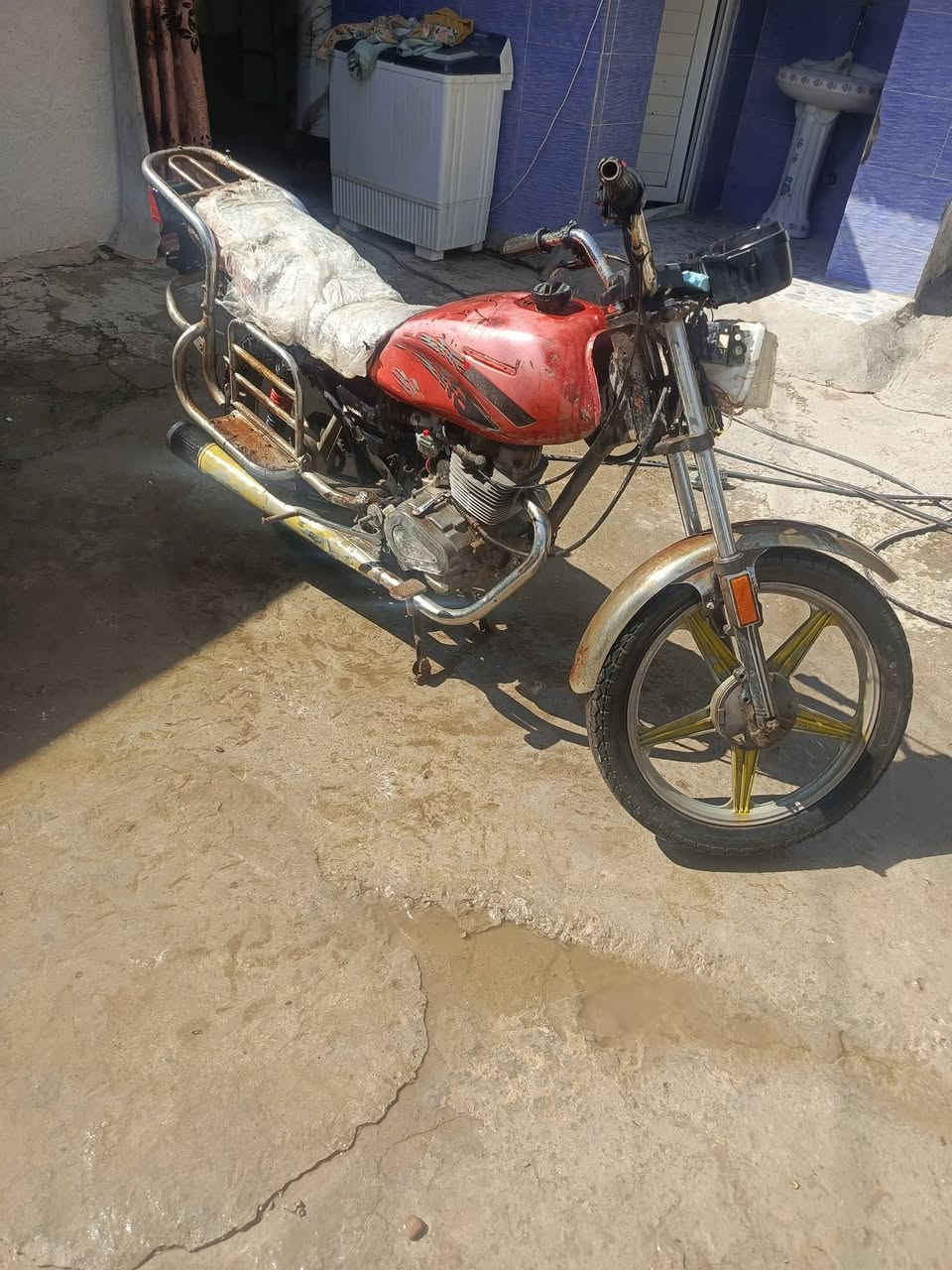 دراجه للبيع فيوم بيه عطل بل محرك الشراي يتصل على الرقم 
‏‪***********‬‏
