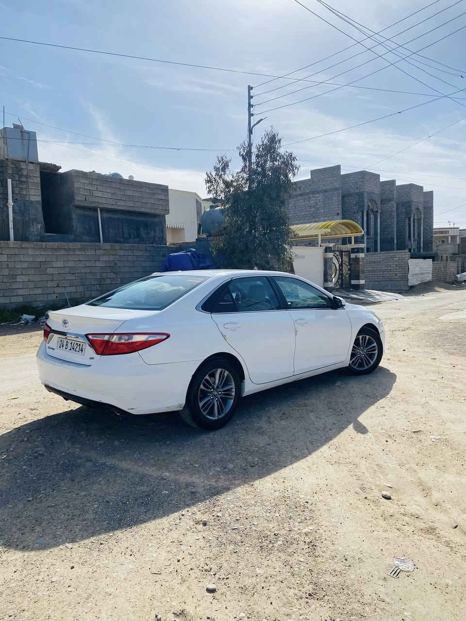 كامري
2016se
رقم دهوك 
ضرر قطعه وحده بچم كبس 
الباب خلف السائق
المواصفات 
كشن جلد  +تحكم كهربائي
تشغيل عن بعد 
لايت زنون 
تخم تاير جديد 
ويل كب  نضيف
رقم دهوك تحويل ثاني يوم 
للاستفسار الاتصال 
***********
***********
 صلاح الدين
