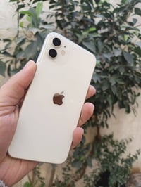 آيفون 11 • ١٢٨ • شاشة مستبدلة