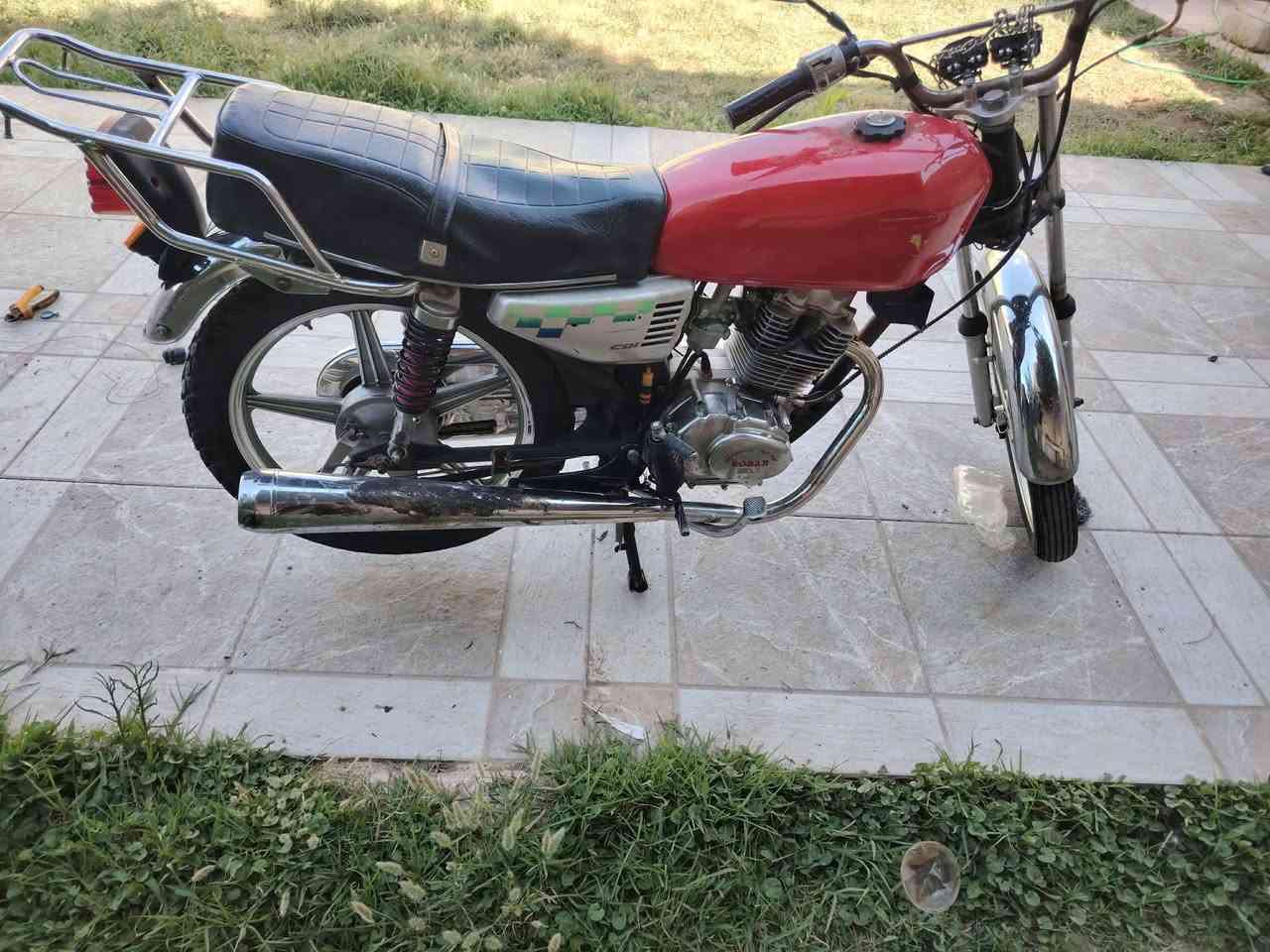 ماطور 4كير نضيف محرك نضيف كلجات جدد عل ثاني يرفع 

نضافه كدام العين سعره230وبي مجال قليل  شراي يتصل *********** مكاني حمدانيا قرقوش
