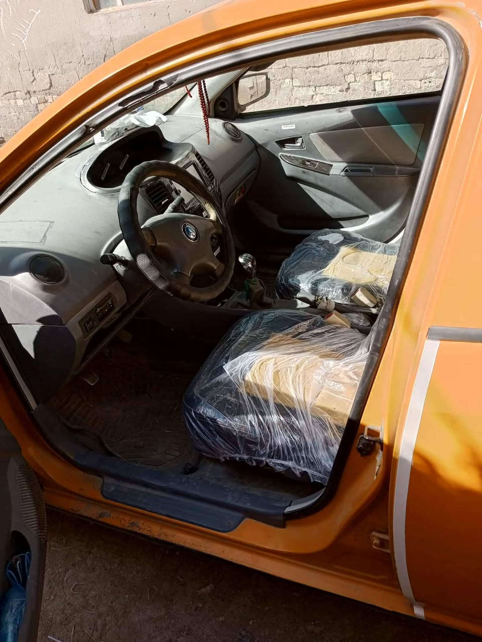 سلام عليكم جيلي ام كي جاهزه وحلوه كير مكينه حداديه كهربايات كله شغال مصفره خط وبحث مكينه ياباني موديل13سعر 25وبيه مجال ***********
