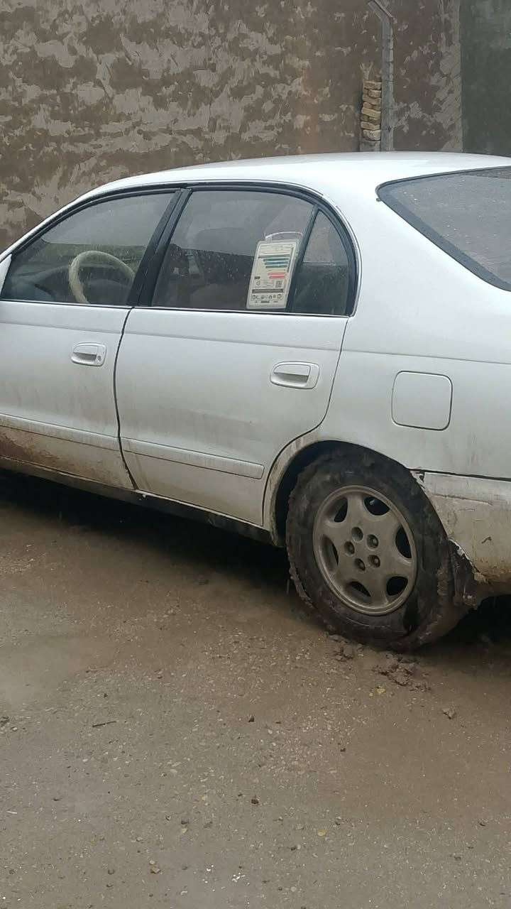 كرونه موديل ٩٤, نظيفه مال جناي مكينه وكير  بچيس تخم تاير جديد السعر 46 وبيه مجال ***********
