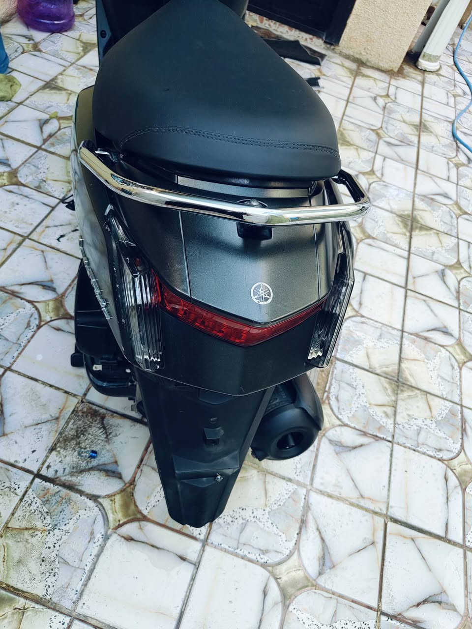 سلام عليكم 
اقره المنشور كلشي ذاكر بي وتعال وعيوني الك 
دراجه يامها ياباني بوليس اصل وفصل موديل 22ماشيه 5000 الدراجه بحاله الوكاله اي نقص اي خلل مابيه لايت زنون (بلادي) اشاي led لونه زيتوني طافي مختمه من الطول للطول مال جناي الله شاهد مكاني ديالى بعقوبه السعر خاص *********** مامتواجد على الفيس قليل كلش وتحياتي للطيبين
