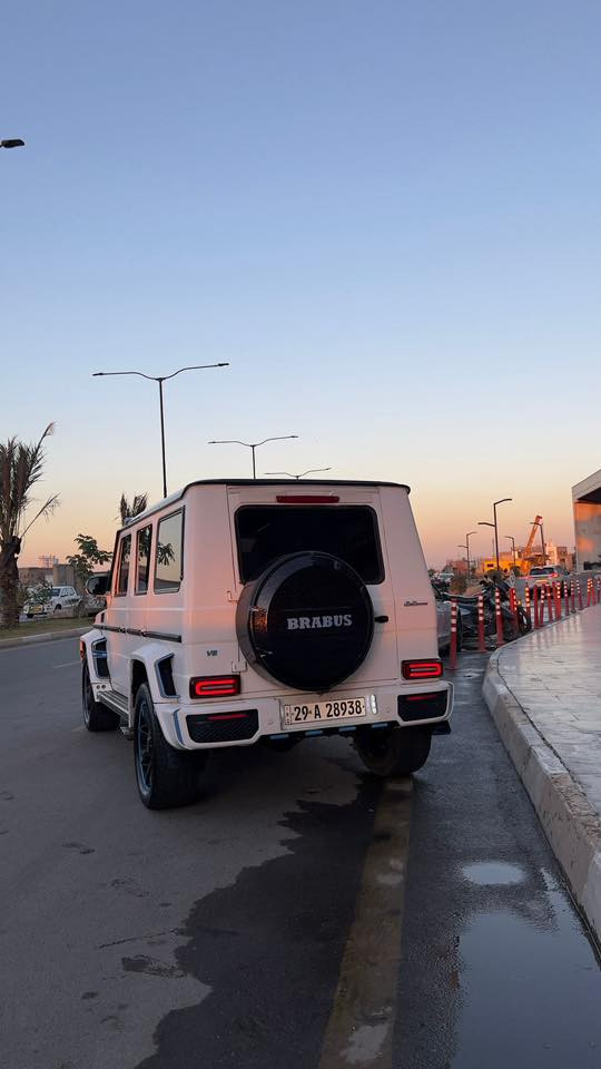 سلام عليكم اخوان للبيع او مراوس جي كلاس موديل 85 محدث 2023 تحديث او شغل كلة مضبوط مكينه وكير لكزز كهربائيات كلهة شغلة مابيهة نقص كلوب الصدر الخلفي ولمامي كلة محدث دبلات دسكات ترايك 200 مابيهة نقص برغي السياره مغلفة تبريد تدفئة كلهة شغال سنويه ورقم جدد سقف رولز رايز سياره متعوب عليهة مو من ذني لملزكات تجي وتشوف بعينك عنوان السياره بغداد السعر 170 بي مجال بسيط ❤️***********
