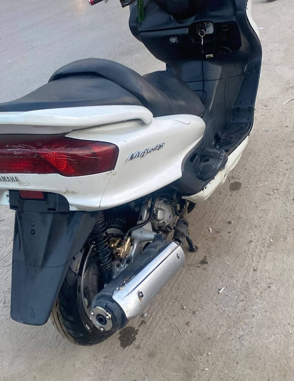 سلام عليكم دراجه ماجسته دبل رون160 نضيفه محرك خير من الله نكره سلف بكل وقت مابيها اي نقص فقط قايش شلعه معدل مشيها كلش حلو السعر 500وبيها مجال مكاني بغداد البياع الشراي يتصل رقمي ***********
