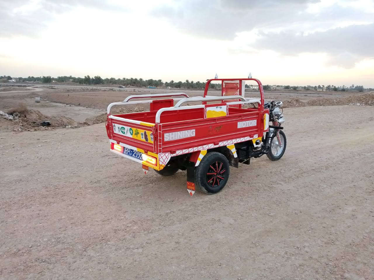 السلام عليكم ستوته للبيع موديل 15 اوراق اصولي العنوان بابل الشوملي السعر 1,300 وبيهاج***********
***********
