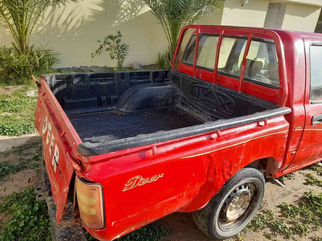 دير ٢٠١٠ حبل  ادوات مسقط رقمها كير جديد محرك نضيف صدر أمامي خلفي جديد كهربائيات شغالة كلها باتري جديد السعر ١٥ قفل سعر نهائي مكانها العلم اربيضة ملاحظة بيع فقط وبيع نقد فقط
***********
