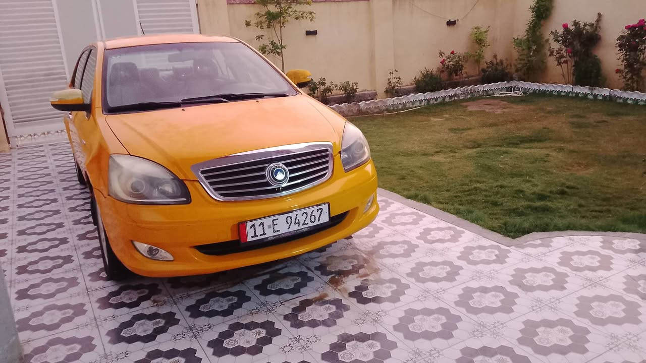 جيلي موبل رقم بغداد بسمي السيارة مكفوله من الصبغ و البارد كير مكينه حداديه مكفولات تخم تاير جديد السعر 52 مكاني بابل للستفسار الاتصال ***********
