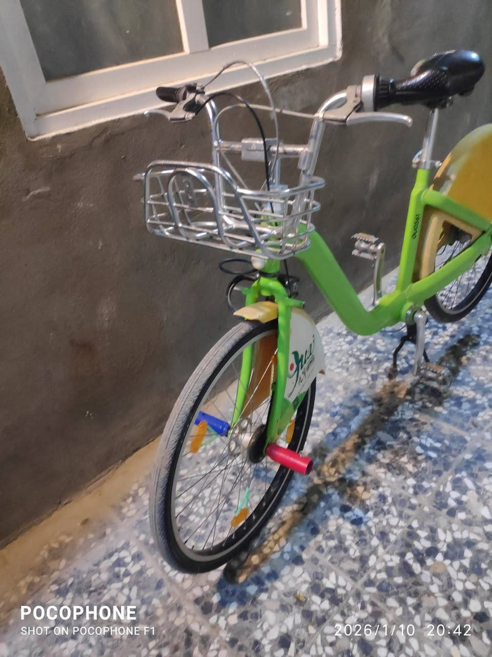 بايسكل للبيع مال بالة حجمه 26 سعره 85 وبي مجال العنوان النجف الكوفة حي ميسان يم سكلة الگرعاوي رقم ***********
