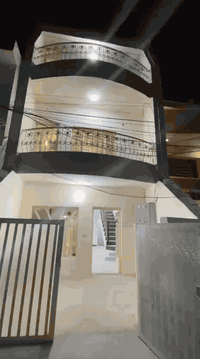 #للايجارفي #المنصور
#بيت للايجار 3 طوابق #زيرو (( عوائل ))
 مساحة 90 متر 
3 غرف
مطبخ 
صالة
حمامين 
كراج 
الايجار / 1.250 عراقي الدفع كل شهرين 
الداودي _ قرب مثلجات المنار 

#شقة طابق ثاني كبيرة((عوائل ))
مساحة 160 متر 
غرفتين 
صالة
حمام 
مطبخ 
الايجار 750 الف قفل 
الداودي _ قرب مطعم طبق المندي 

للتواصل و الاستفسار 

***********
***********
