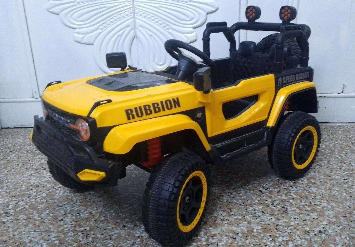 السلام عليكم كننتور للبيع سعر 225 وبي محال 6 ابواب صبغ حراري 
وميز تواليت سعر 75 وبي مجال 
وسيارة اطفال تكفي لحد عمر8 سنوات استعمال شهر تشتغل تحكم ريمونت وسياقة السعر180 وبيهامجالبسيط
  الشراي فقط الاتصال هذا الرقم وبي واتساب 
*********** 
مكاني بغداد
