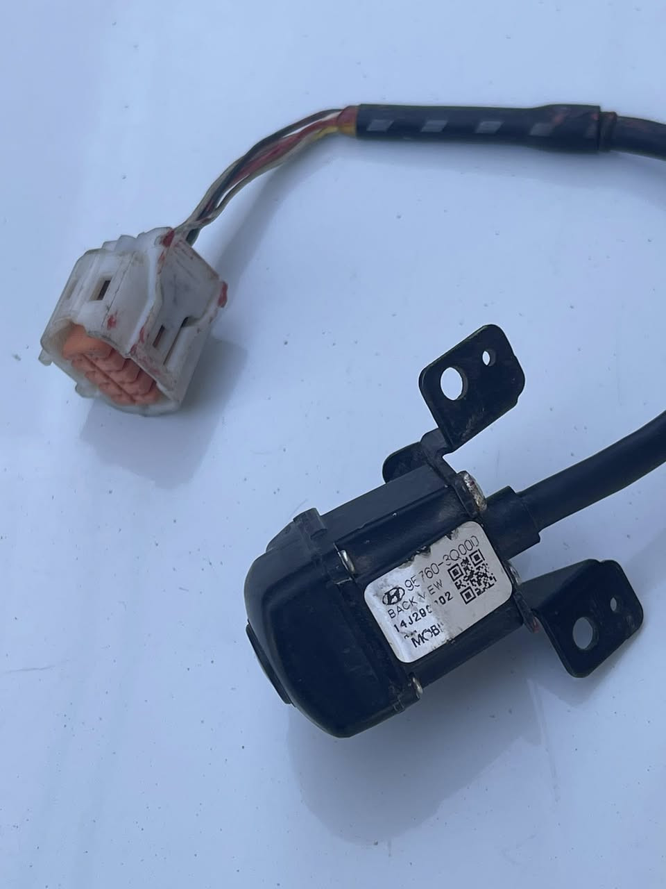 كاميرا خلفية مال سوناتا فول وضوح ودقة فتحتها بيدي من سيارتي بلادية اصلية شغاله شرط الفحص
ترهم على اغلب السيارات 
مكاني بغداد اكتب سعرك واني اراسلك


**إذا كنت صاحب هذا الإعلان وتريد حذفه لأي سبب، رجاءا أرسل رسالة إلى الدعم الفني**