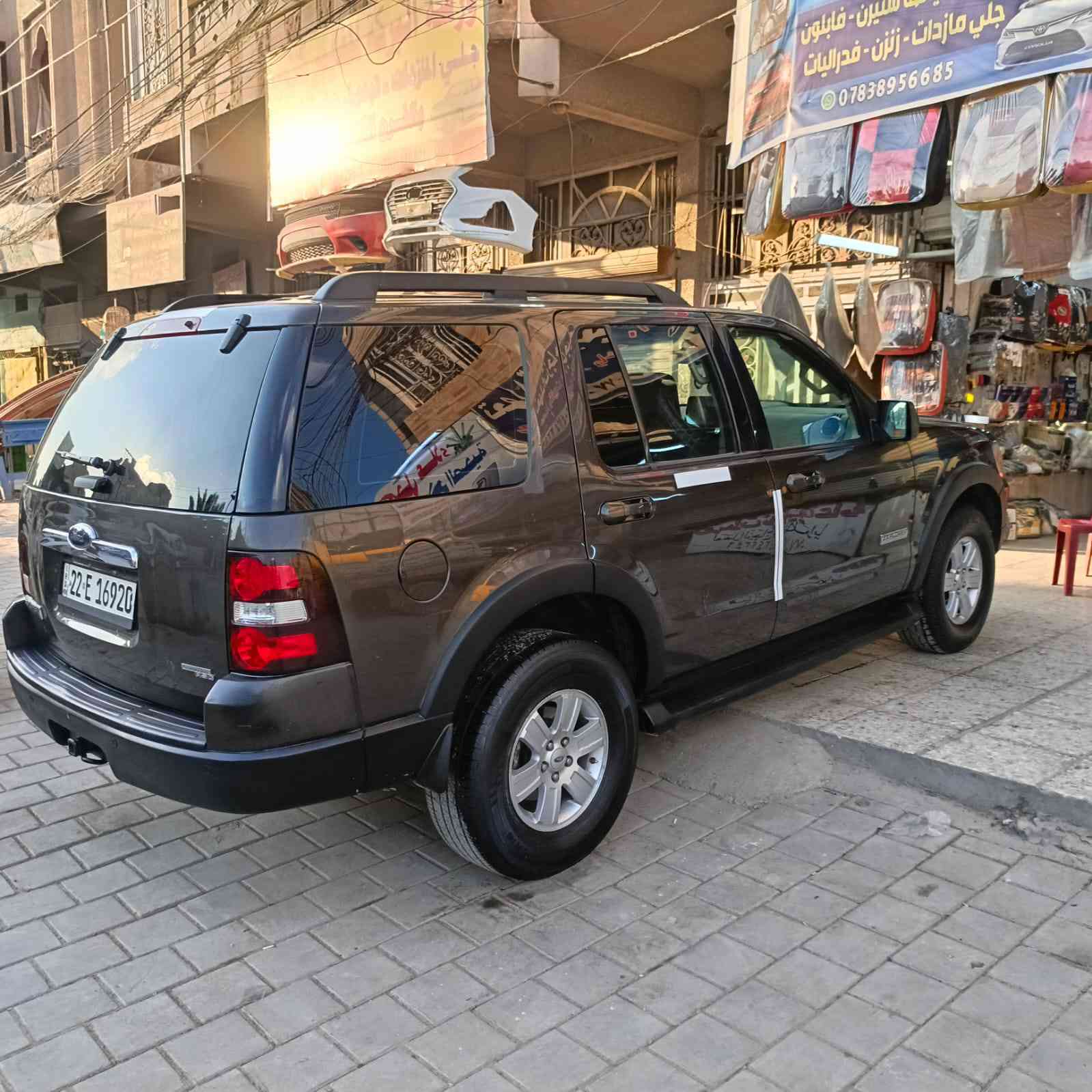 السلام عليكم
للبيع فقط بدون مراوس فورد 2007 كلين بدون حادث وصبغ 
بيه بنيد كلير 
االسياره جاهزه مكينه وكير جدد
تبريد ثلج  تخم تاير جديد
ترايه زيرو 5 راكب
رقم اربيل بسمنه تحويل مباشر
صدر امامي خلفي جديد
ترايك وين متريد سعره 90 
***********
