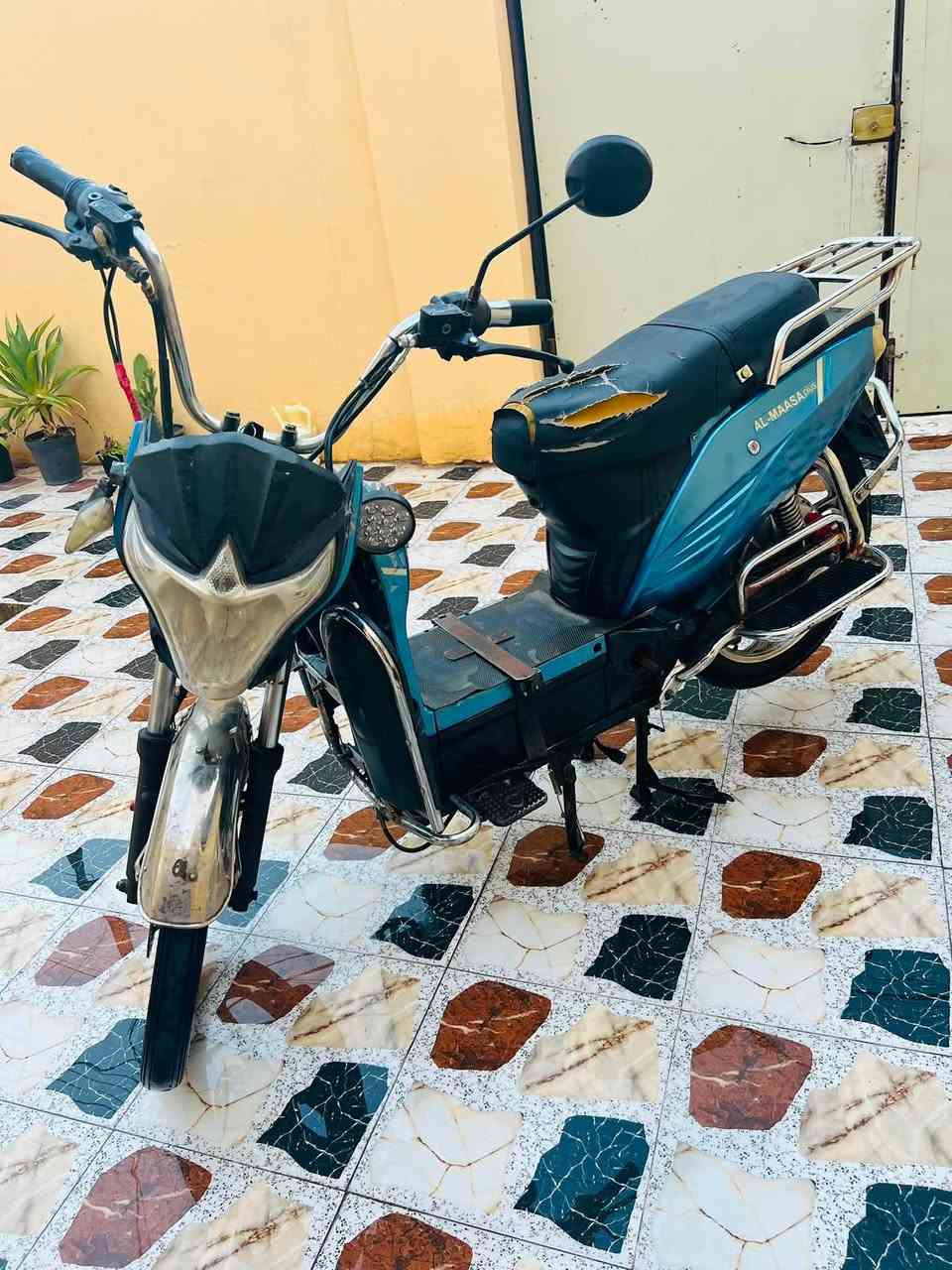 دراجة هارلي كشر بدون بطاريات للبيع سعر 110 وبي مجال 
مثل ما موضح بل صوره


**إذا كنت صاحب هذا الإعلان وتريد حذفه لأي سبب، رجاءا أرسل رسالة إلى الدعم الفني**