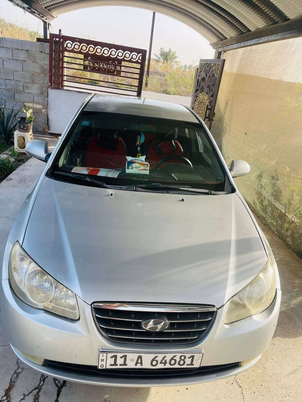 سلام عليكم افانتي 2009 بيه قطعتين بدون دواخل السعر 103 وبيه مجال ***********
