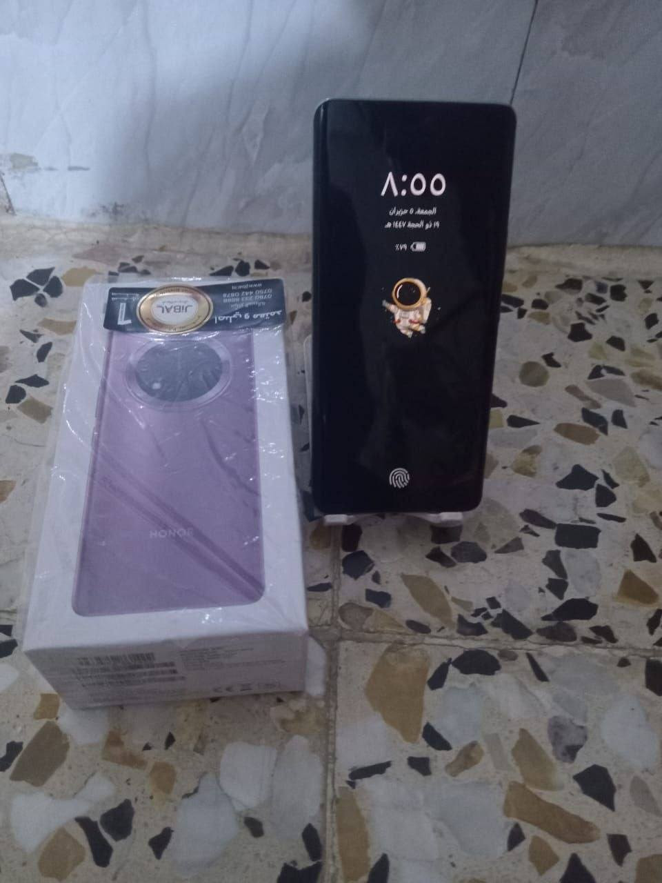 السلام عليكم هونر x9c للبيع ذاكره ٢٥٦ والرام الداخلي ١٢ معالج Snapdragon 6 Gen 1 كاميرا 108ميكا بكسل مدعومه بل الذكاء الاصطناعي جهاز يدعم محاكاه الذكاء الاصطناعي شاحنه 66واط شحن سريع الجهاز بعده بضمان الماستر السعر 325 وبيه مجال قليل الجهاز جديد استعمال قليل كلش المكان بابل قرب البوابه رقم الهاتف ***********
