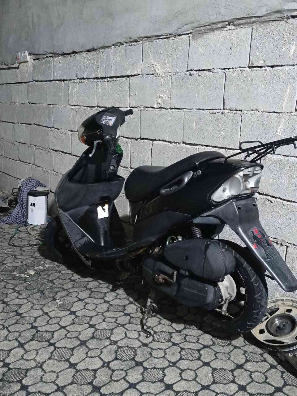 سلام عليكم شباب دراجه للبيع ساسوكي جنطه نضيفه مكينته ناعمه مكاني بل العماره بل مدثره ما مفتوحة وهاذه رقمي ***********
