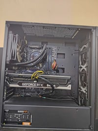 RTX 3070 • R7 3700X • ١ تيرا M.2