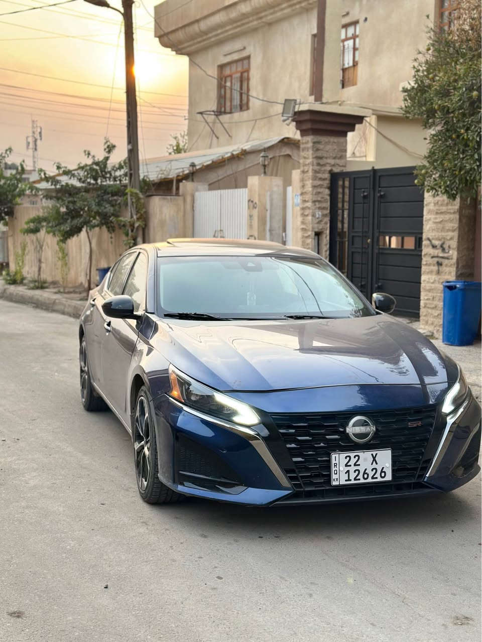 السلام عليكم وحمة الله وبركاته.
نيسان التيما 2023 فول موصفات 
للبيع او المراوس حسب القناعه 
اللون الجويتي المميز💙
‏Sr+ 
اعلى فئة 
مكينة (2500) 4 سلندر 
•فتحة 
•شفتات ستيرن 
•كشنات جلد كهربائية 
•رادار امامي خلفي 
•توقف ذاتي خلفي 
 (نقط عمياء)
•تحكم ستيرن 
•مثبت سرعة 
•تحديد مسار 
•رادار جانبي
•تشغيل عن بعد
•بصمة تشغيل 
•شاشة كبيرة للأعطال .
•كامرا خلفية
•حساسات خلفية
•تدفئه كشنات 
• كار بلي واندرويد 
•شحن لاسلكي 
•بصمة دخول 
•صندوق بصمة 
•ويل ١٩ مميز بطابع رياضي 
وبعد بيه موصفات 
مكينة وكير وحجر بيئة وتبريد شرط
ماشية ٣٤ الف مايل
السيارة مرقمه اربيل و جاهزه و كله جديد بدون تعب
حادث السيارة جاملغ سرقه و باب مضروب و طلع بلبنيد كلير يعني ثلاث قطع فقط (بجم كبس خلفي كبس)
السياره كنديه يعني مايطلع صور الحادث فقط تقرير 

 السعر 155 وبي مجال 

مكان السياره الموصل 

*********** موصل, نينوى
