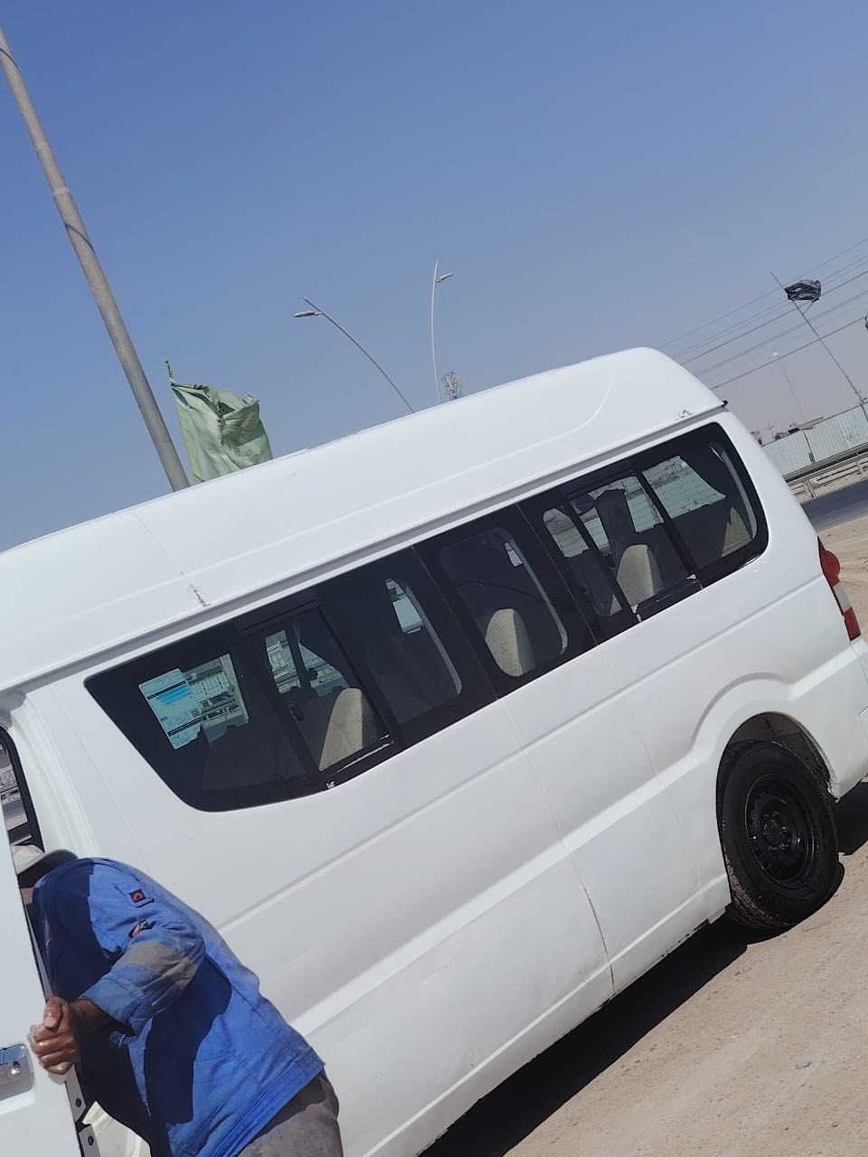 سيارة شيري موديل 13   نظافة  90‎%‎  مصفره هيئة و غرمات  السعر 95 ورقة وبيها مجال قليل  للتواصل 
  البصرة / ***********
