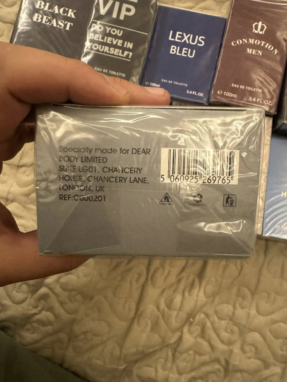 عطور شلعه بيهن 120 قطعه فرنسيات واوربيه مشكل. 

🔥🔥🔥بسعر مناسب جدا 🔥🔥🔥🔥

*********** راسلني واتساب
